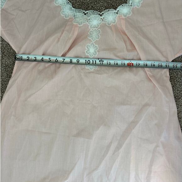 Vintage George Hatab Pink/White Lace Trim Short Sleeve Night Gown- L - Picture 7 of 9